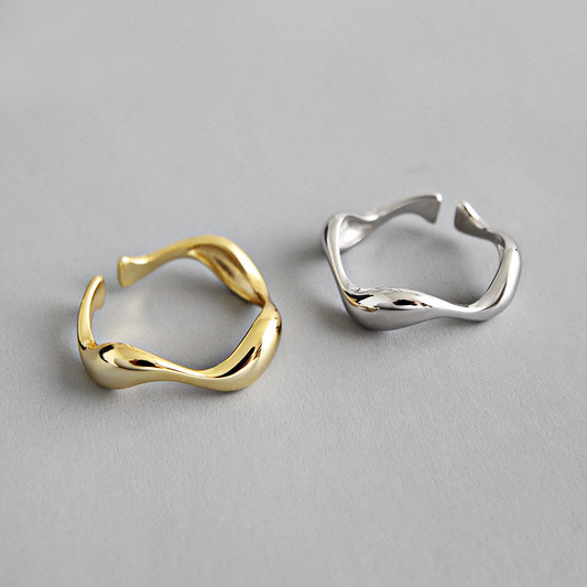 Amphitrite Ring<br> Soft Wave