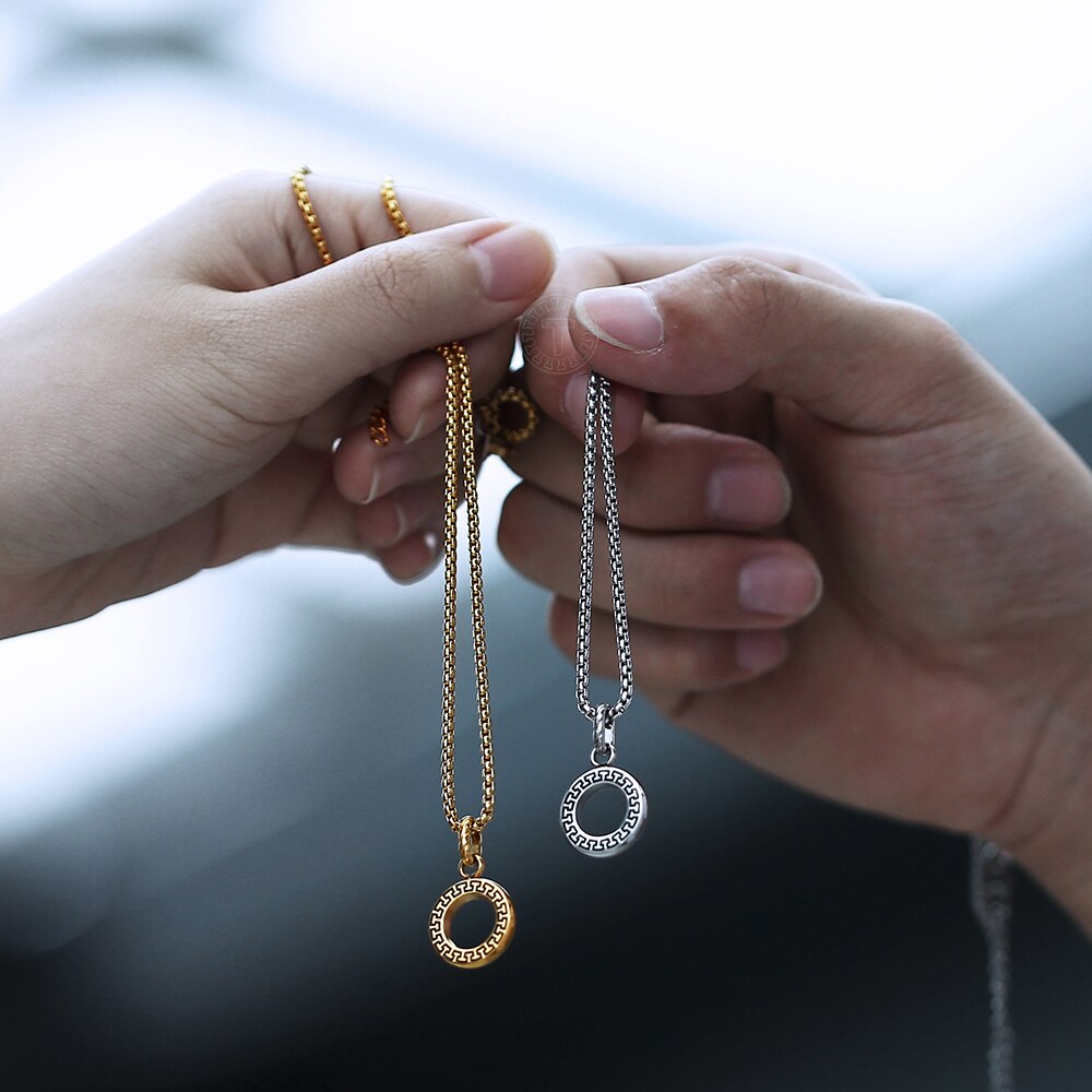 Pendant<br> Pound Greek
