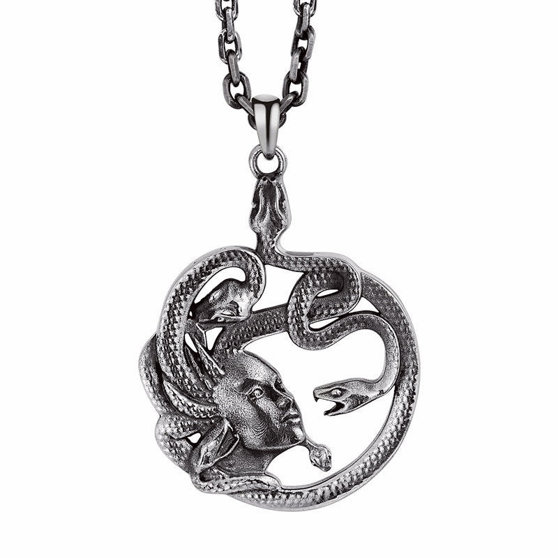Pendentif tête de Gorgone Médusa