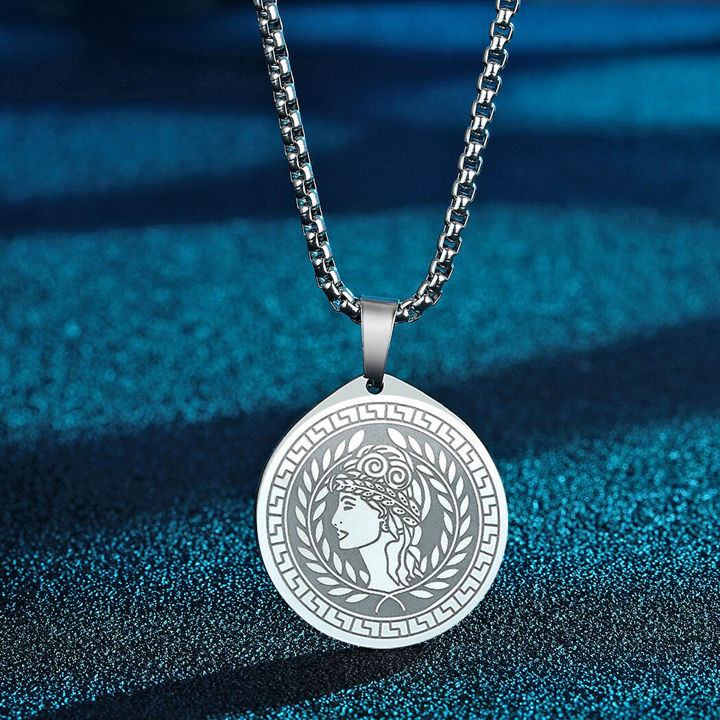 Pendentif Athéna Déesse de la guerre stratégie
