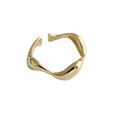 Amphitrite Ring<br> Soft Wave