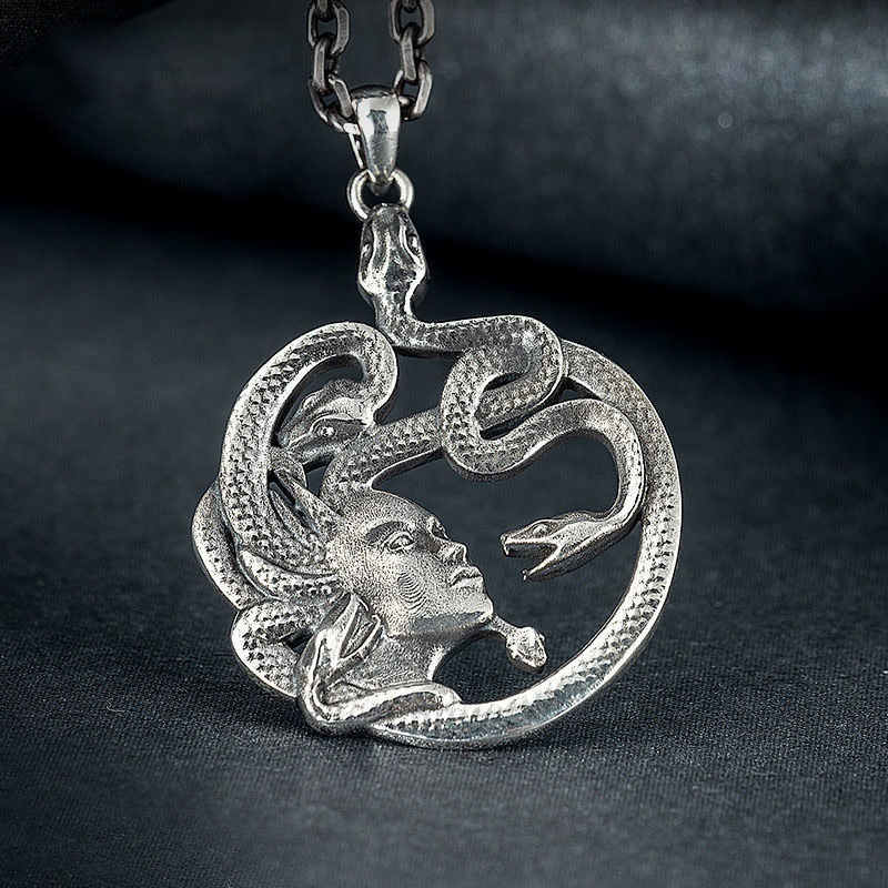 Gorgon head pendant<br> Medusa