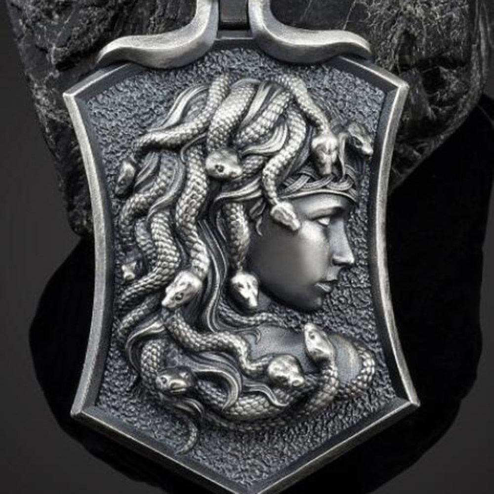 Pendentif Méduse La Gorgone