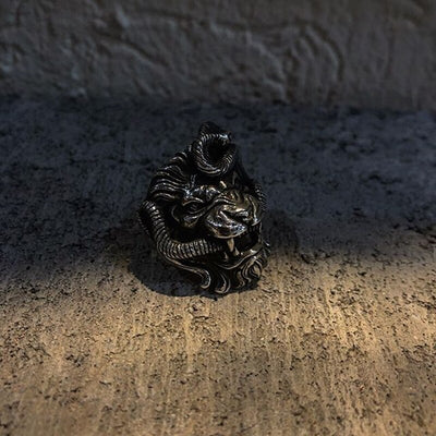 Bague lion <br> Chimère (Acier)